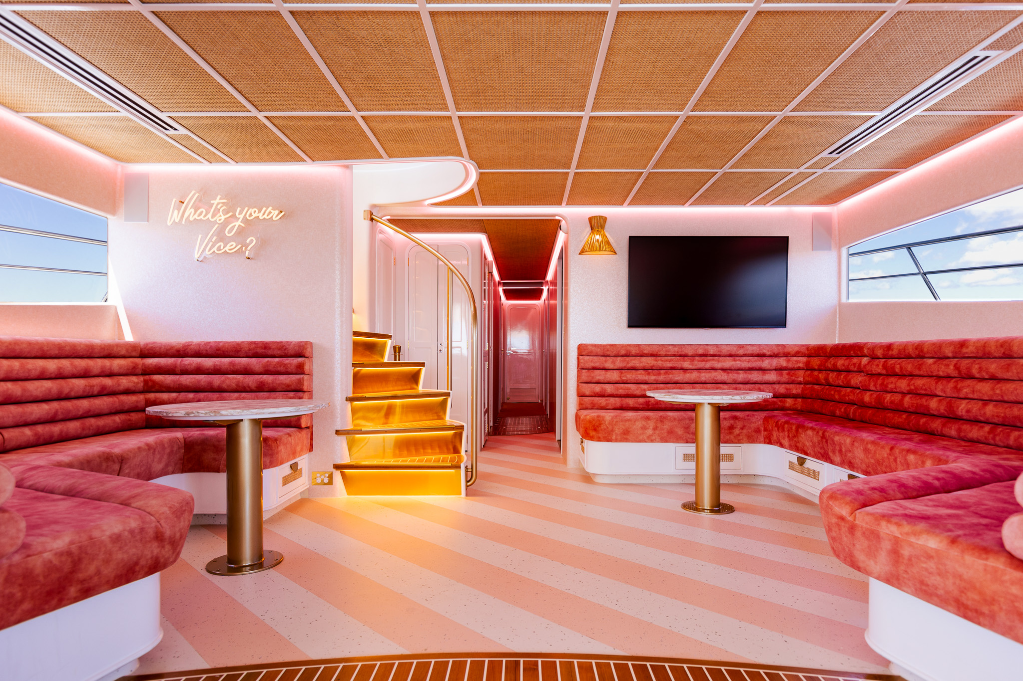 Coral lounge aboard YOT Vice